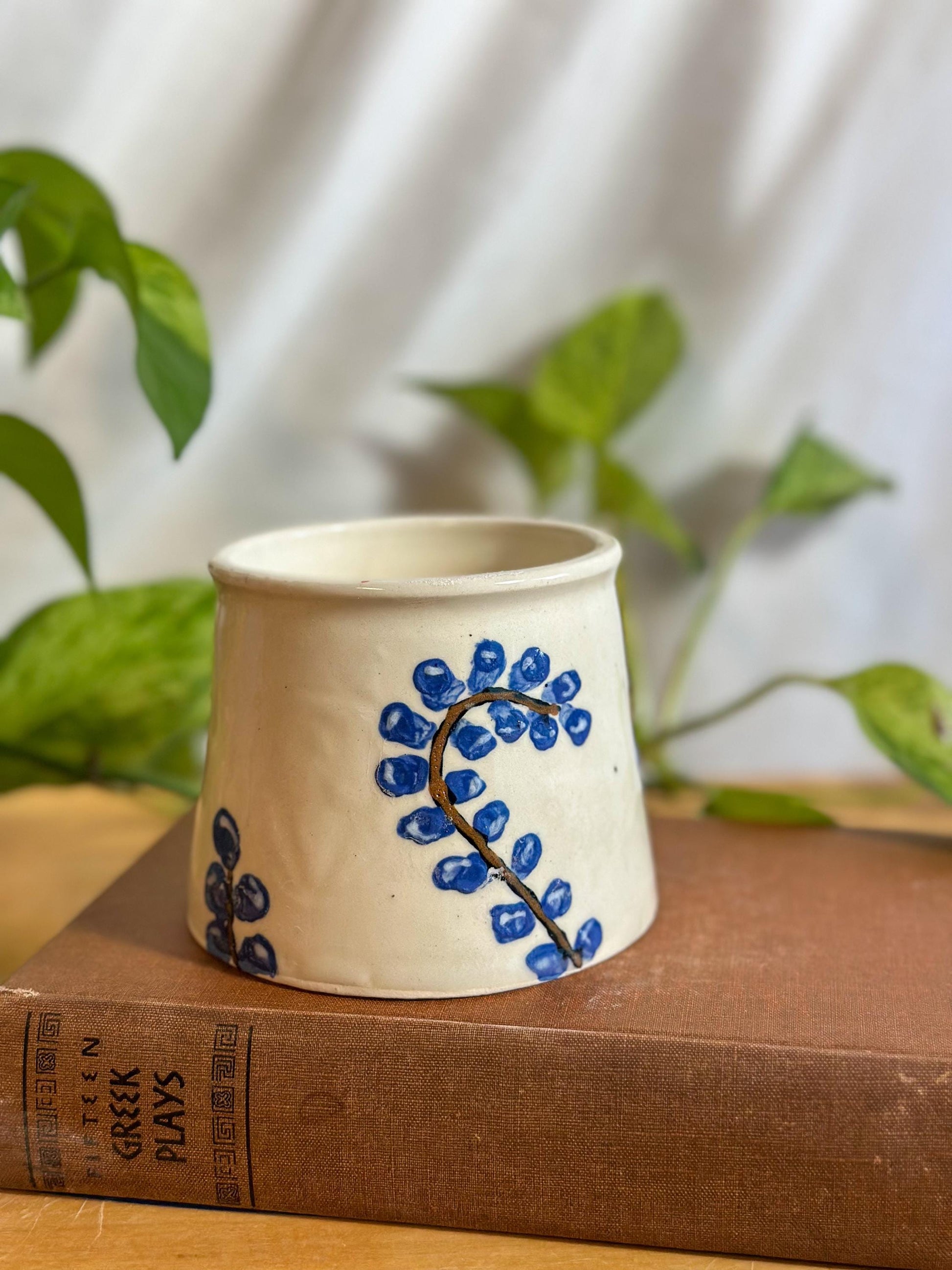 blue blossom glossy latte mug